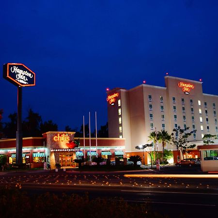 Hampton Inn By Hilton Guadalajara-Aeropuerto Las Pintas Exterior photo