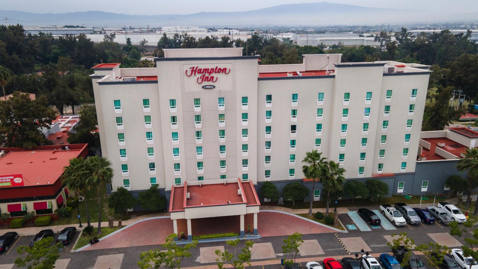 Hampton Inn By Hilton Guadalajara-Aeropuerto Las Pintas Exterior photo